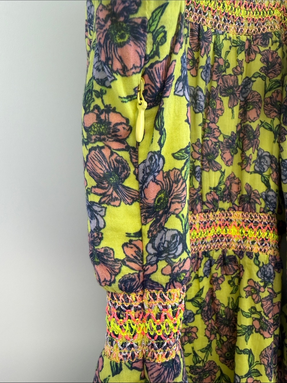 Alice + Olivia Dorothy Neon Floral Off Shoulder Mini Dress Lime Green 0 - Picture 7 of 8